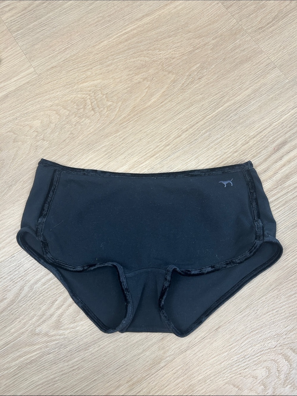 PINK Victoria's Secret Velvet Trim Boyshort Panty S